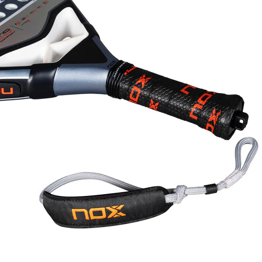 NOX PADEL RACKET - AT10 Pro Cup COMFORT by Agustin Tapia (2025)